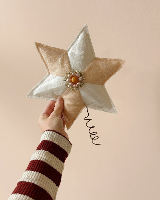 Patchwork stjerne med perleblomst